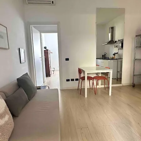 Apartament Tortona Design District Mediolan